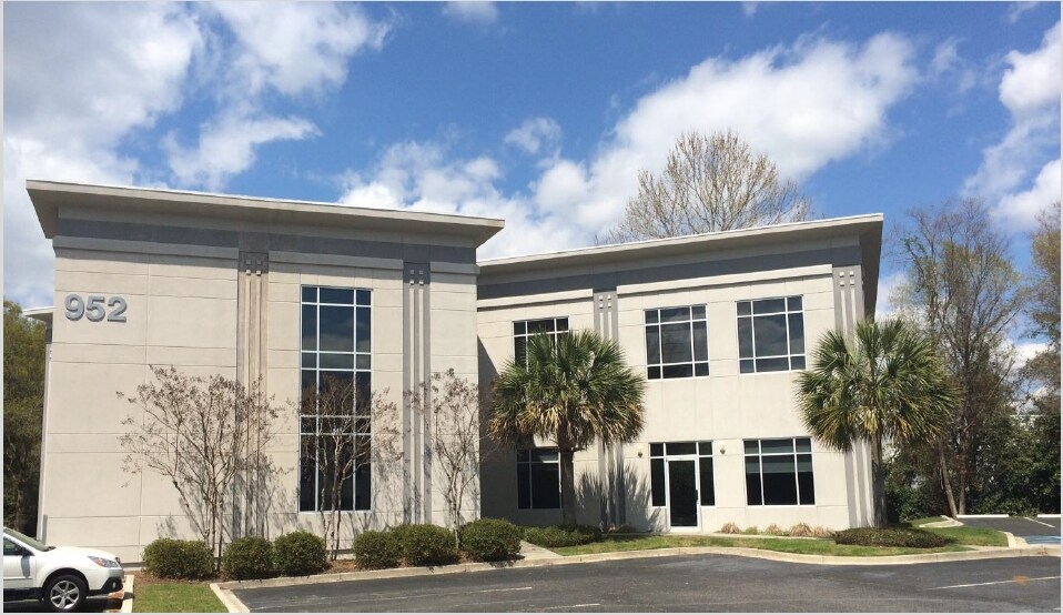 952 Houston Northcutt Blvd, Mount Pleasant, SC à vendre - Photo principale – Image 1 sur 7