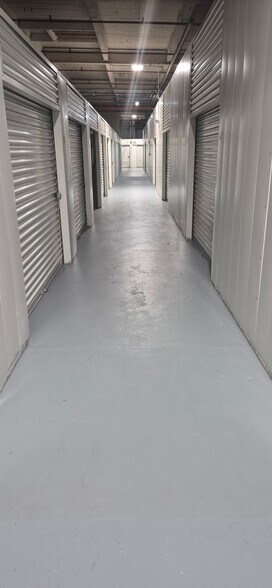 Landmark Self Storage portefeuille de 2 biens à vendre sur LoopNet.fr - Photo de l’immeuble – Image 3 sur 8