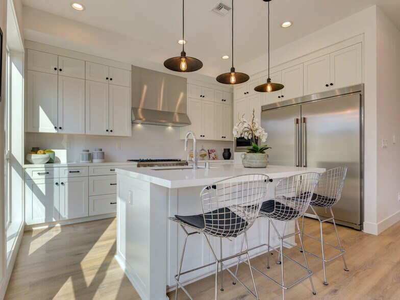 6018 Comey Ave, Los Angeles, CA à vendre - Photo intérieure – Image 3 sur 26