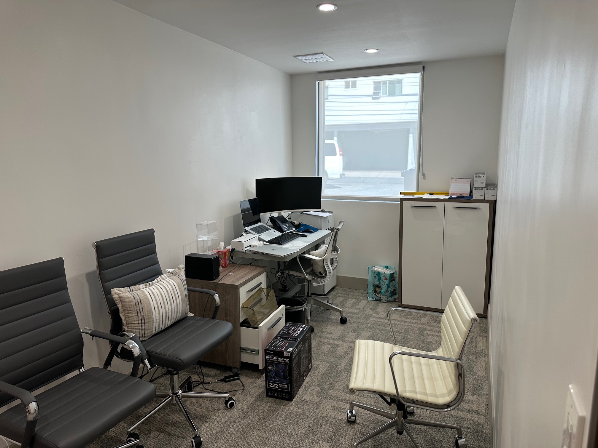 59 E Foothill Blvd, Arcadia, CA à louer Photo intérieure– Image 1 sur 1