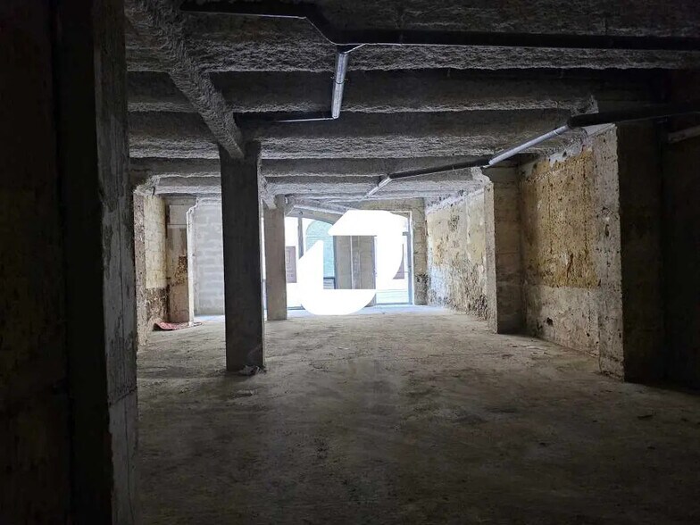 Local commercial dans Montpellier à louer - Photo de l’immeuble – Image 2 sur 5