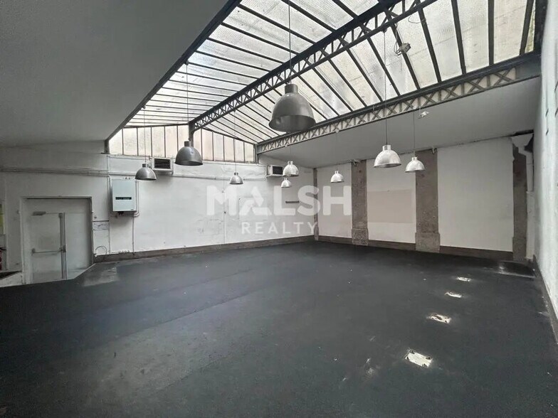 Local commercial dans Lyon à louer - Photo de l’immeuble – Image 2 sur 6