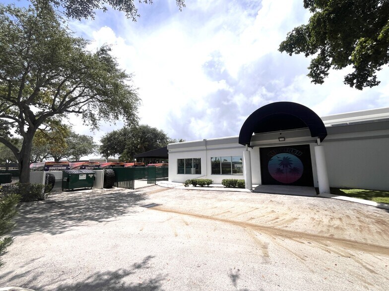 170 NW 20th St, Boca Raton, FL à louer - Photo de l’immeuble – Image 3 sur 5