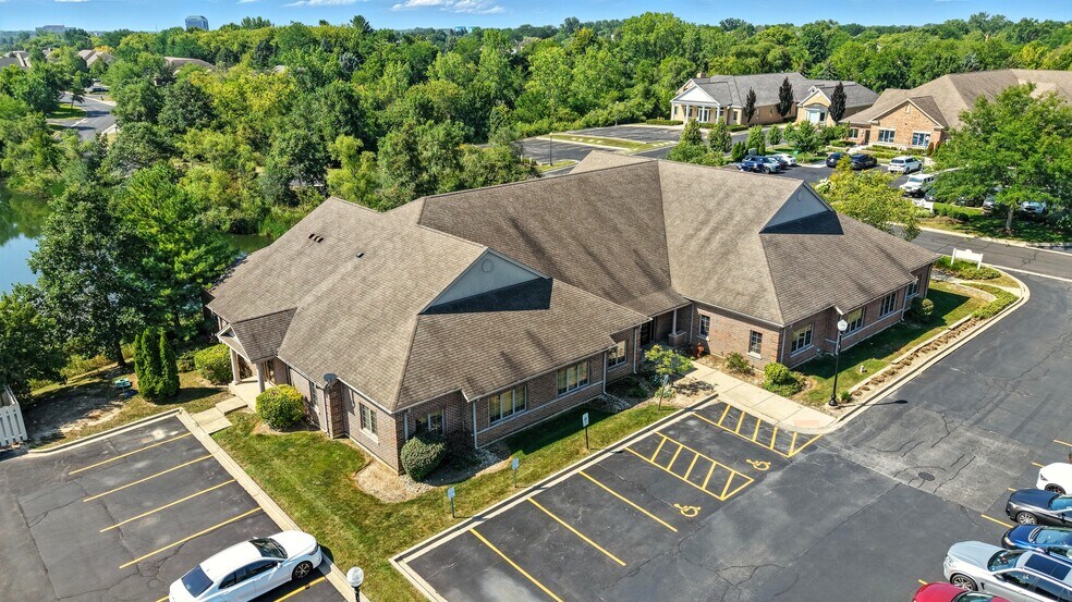 5 Executive Ct, South Barrington, IL à vendre - Aérien – Image 3 sur 8