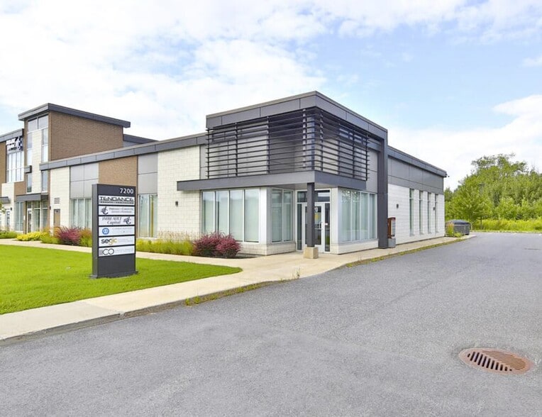 7170-7200 Blvd Grande-Allée, Longueuil, QC à louer - Photo principale – Image 1 sur 1