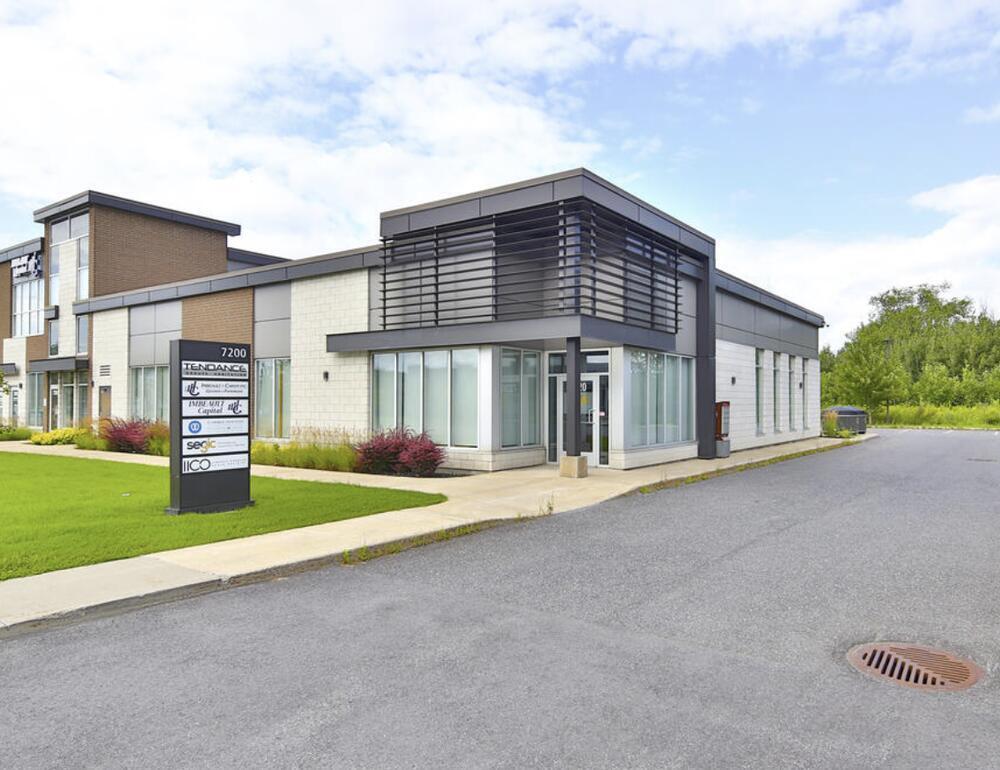 7170-7200 Blvd Grande-Allée, Longueuil, QC à louer Photo principale– Image 1 sur 2
