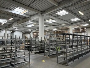 Avenue Albert Einstein, Le Blanc-Mesnil à louer Photo intérieure– Image 2 sur 16