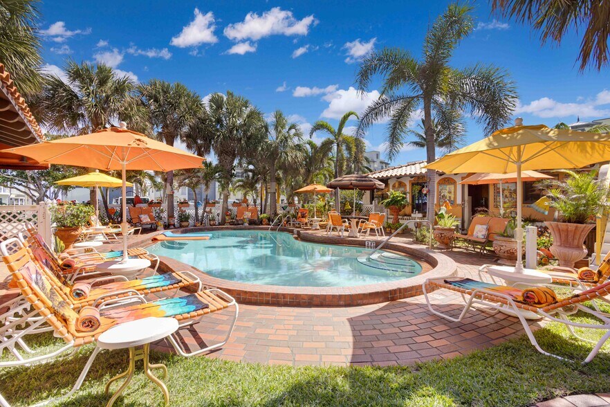 4525 El Mar Dr, Lauderdale By The Sea, FL à vendre - Photo de l’immeuble – Image 1 sur 27