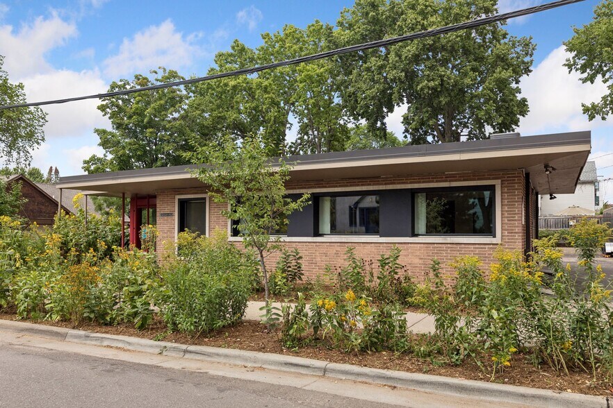 901 NE 23rd Ave, Saint Anthony, MN à vendre - Photo de l’immeuble – Image 2 sur 43