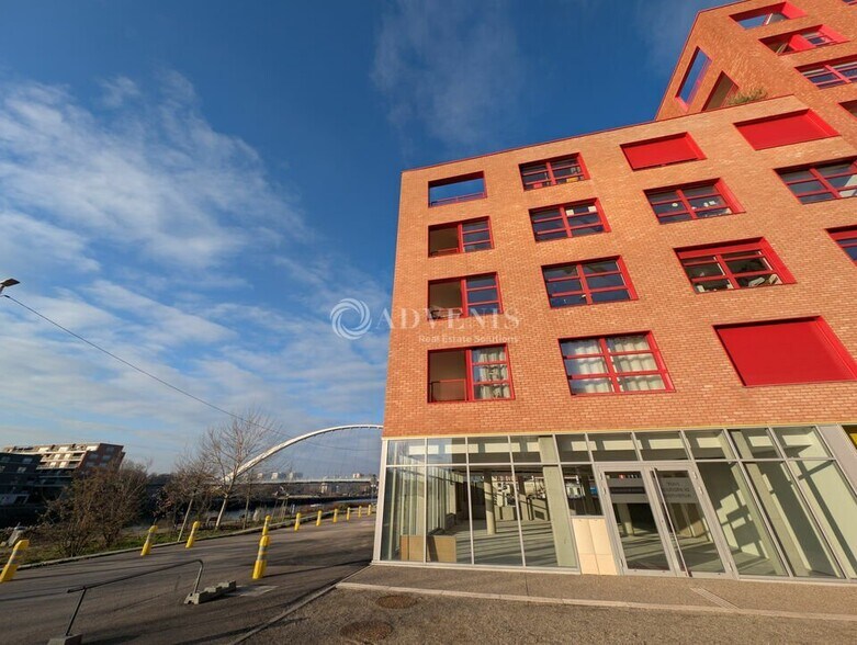Local commercial dans Strasbourg à louer - Photo de l’immeuble – Image 2 sur 8