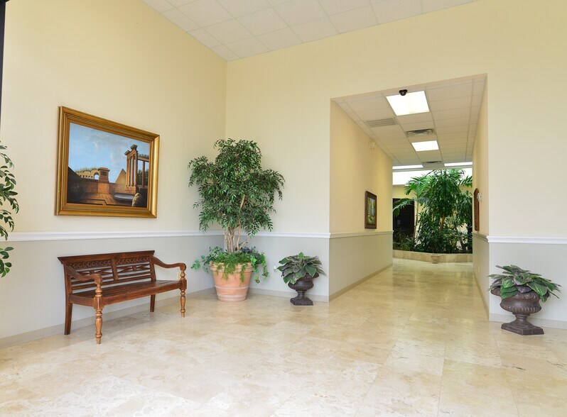 1416 Campbell Rd, Houston, TX à louer - Photo intérieure – Image 2 sur 5