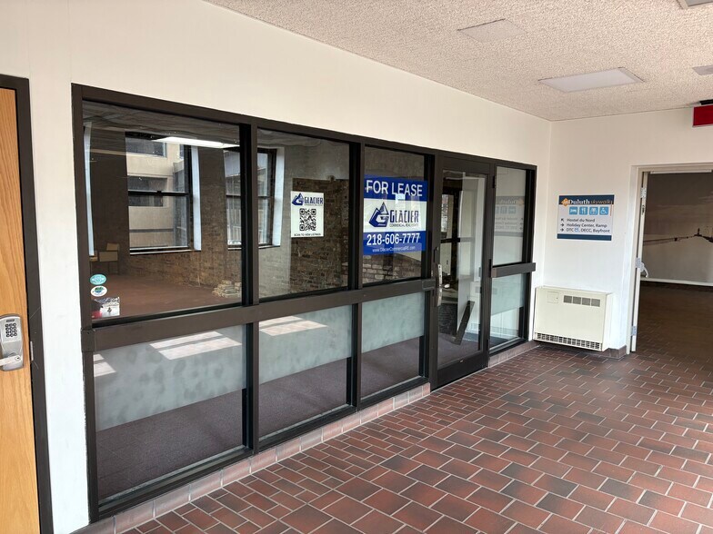 219 W 1st St, Duluth, MN à louer - Photo de l’immeuble – Image 3 sur 12