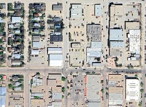 220 Central Av N, Swift Current, SK - Vue aérienne vue de carte - Image1