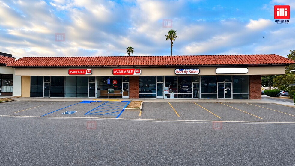 4304-4324 Cochran St, Simi Valley, CA à louer - Photo de l’immeuble – Image 2 sur 5