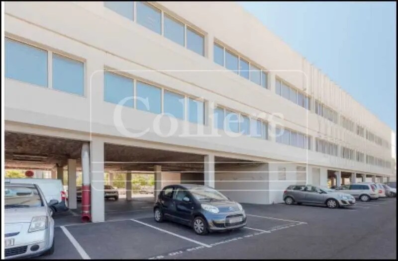 5 Avenue Jacqueline Auriol, Marignane à louer - Photo de l’immeuble – Image 2 sur 7
