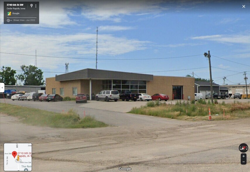 2710 6th St SW, Cedar Rapids, IA à louer - Photo de l’immeuble – Image 2 sur 8
