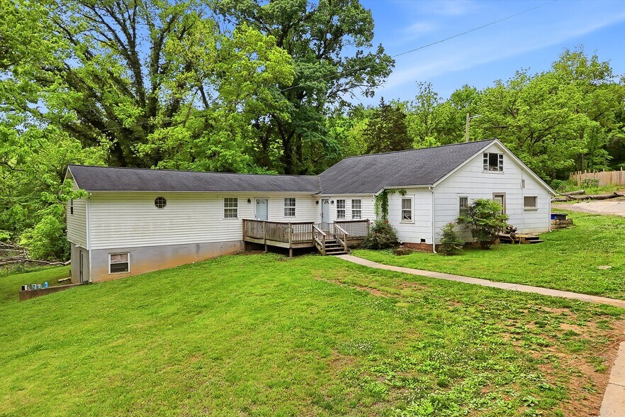 601 N Chilhowee Dr, Knoxville, TN à vendre - Photo de l’immeuble – Image 2 sur 35