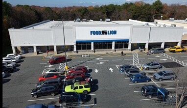 539A-539F E Plaza Dr, Mooresville, NC à louer Photo intérieure– Image 2 sur 3