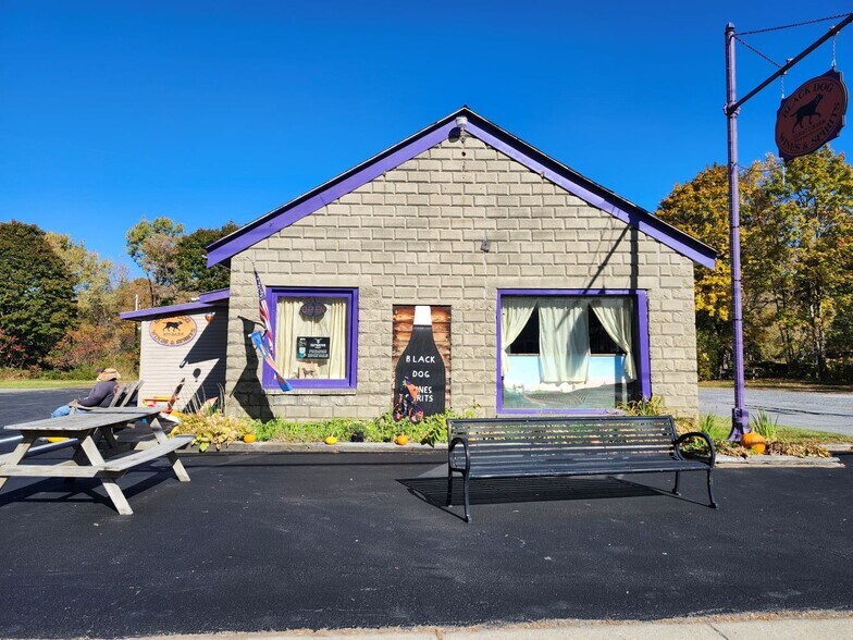 98 W Main St, Cambridge, NY à vendre - Photo de l’immeuble – Image 2 sur 14