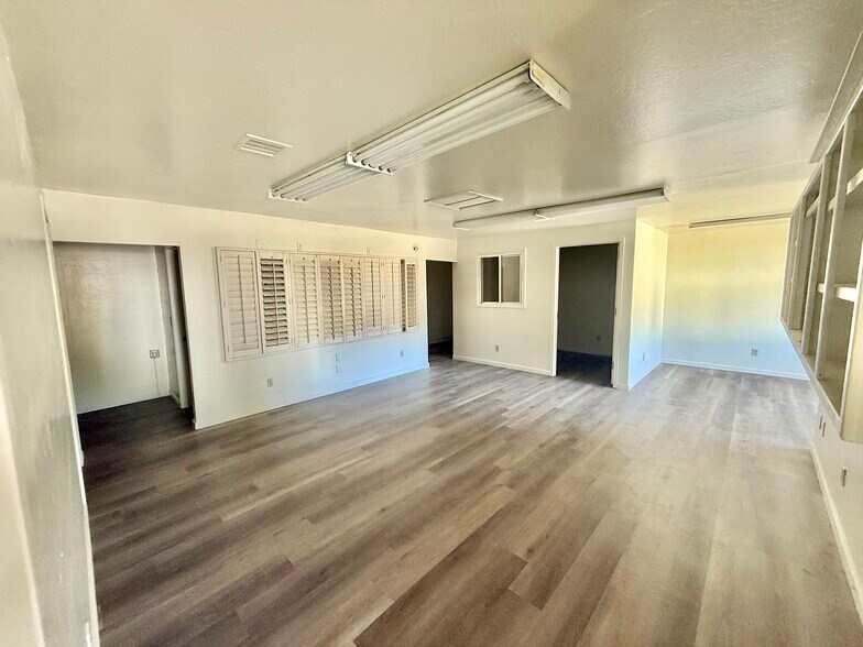 13272 E Central Ave, Mayer, AZ à louer - Photo de l’immeuble – Image 3 sur 16