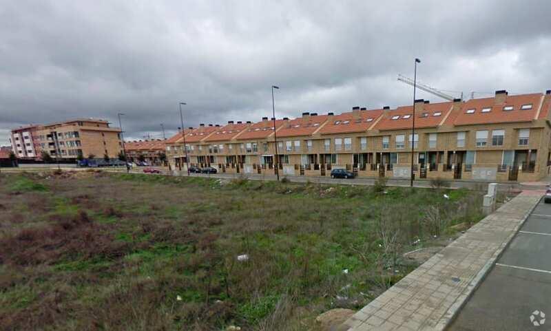 Calle 11 Pau las Moreras, Talavera de la Reina, Toledo à vendre - Photo principale – Image 1 sur 1