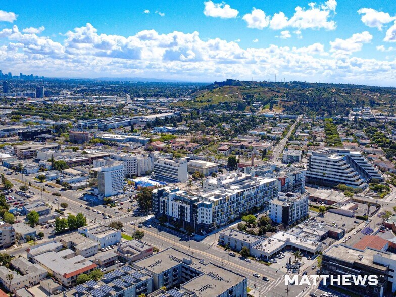 9900 Venice Blvd, Culver City, CA à louer - Photo de l’immeuble – Image 3 sur 4