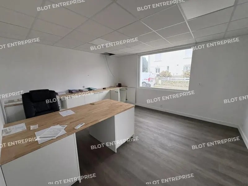 Bureau dans Landivisiau à vendre Photo intérieure– Image 1 sur 6