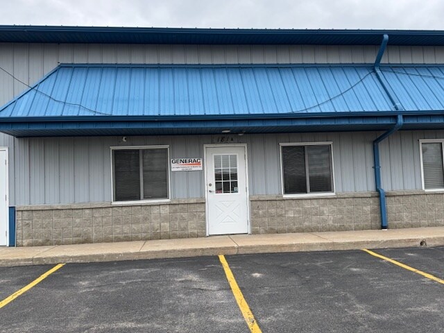 181 Wolf St, Yorkville, IL à vendre - Photo de l’immeuble – Image 2 sur 24