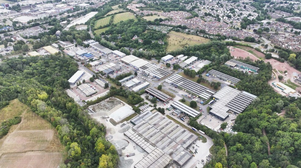 Springvale Industrial Estate, Cwmbran à louer - Aérien – Image 3 sur 3
