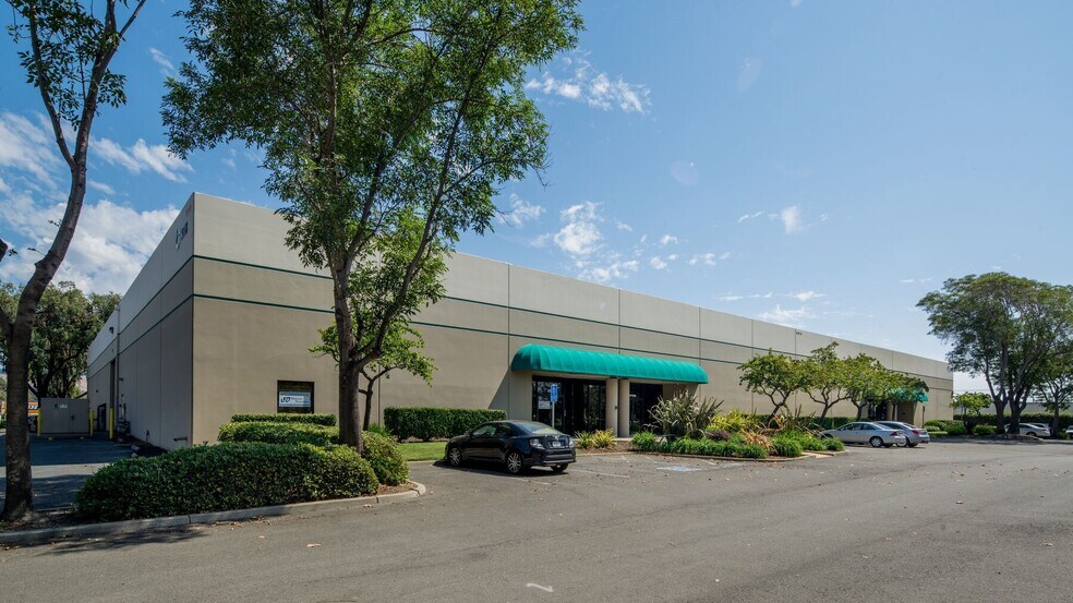 2998 Alvarado St, San Leandro, CA à louer - Photo de l’immeuble – Image 3 sur 15