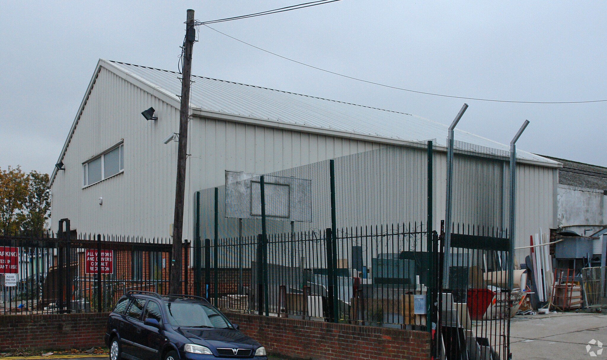 39-41 Markfield Rd, Londres à louer Photo principale– Image 1 sur 9