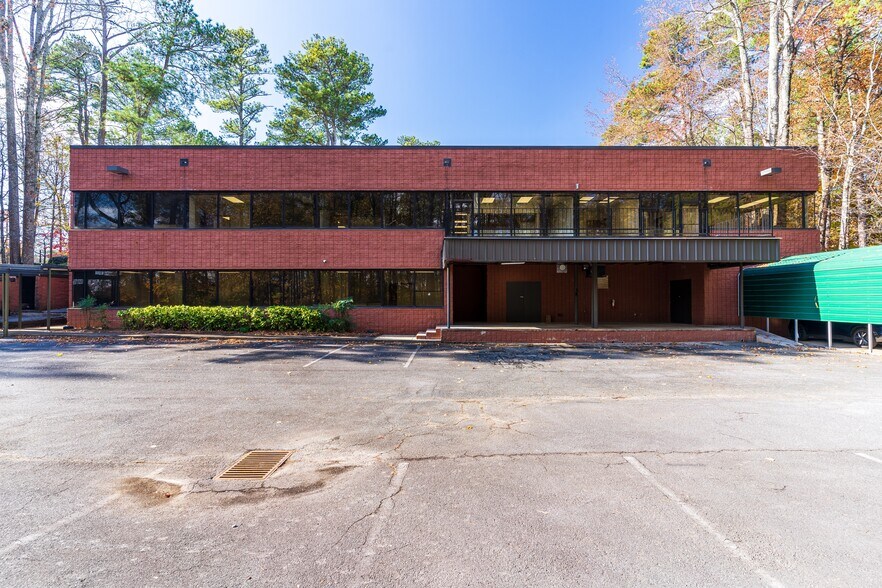 11420 Johns Creek Pky, Duluth, GA à louer - Photo de l’immeuble – Image 1 sur 21