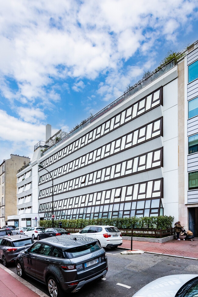 Plus de détails pour 12 Rue Barbès, Levallois-Perret - Bureau à louer