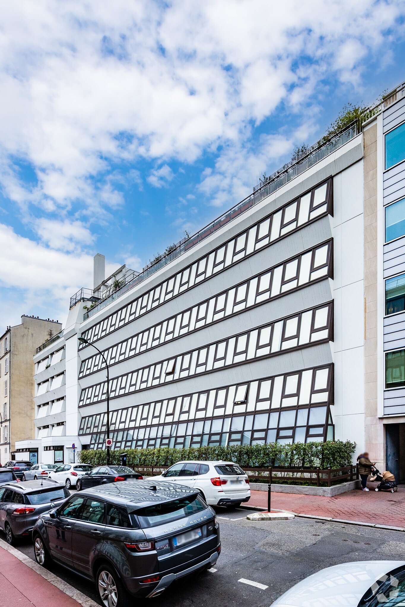 12 Rue Barbès, Levallois-Perret à louer Photo principale– Image 1 sur 9