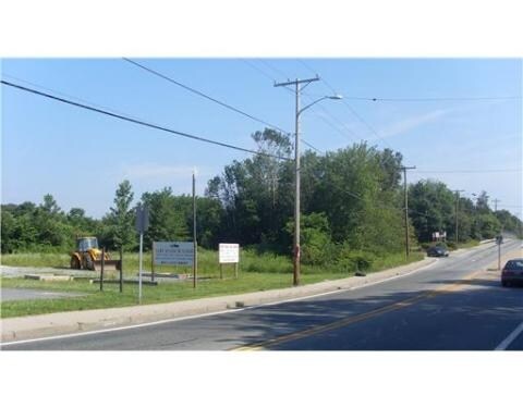 2222 Diamond Hill Rd, Cumberland, RI à vendre Photo principale– Image 1 sur 2