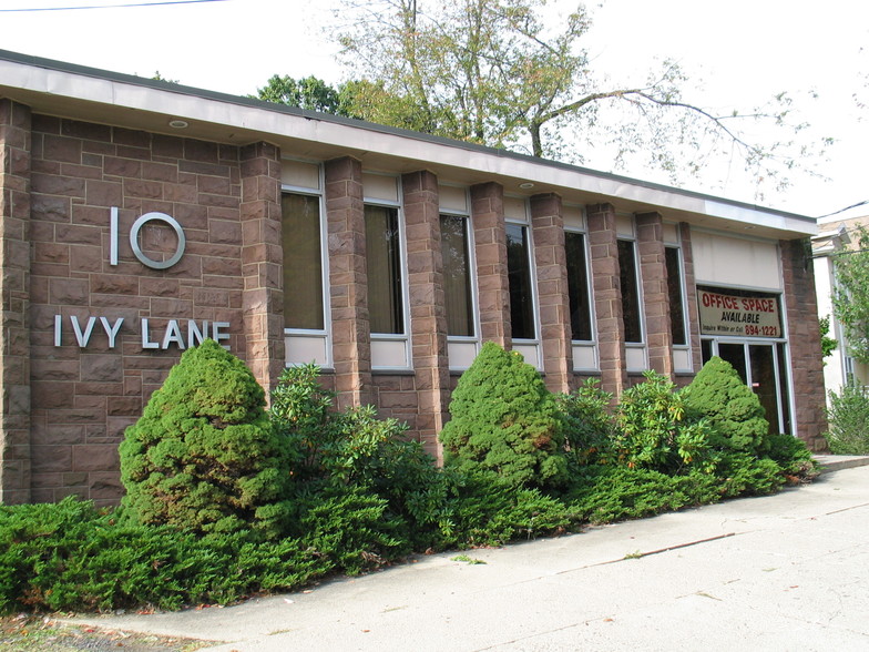 10 W Ivy Ln, Englewood, NJ à louer - Photo de l’immeuble – Image 2 sur 12
