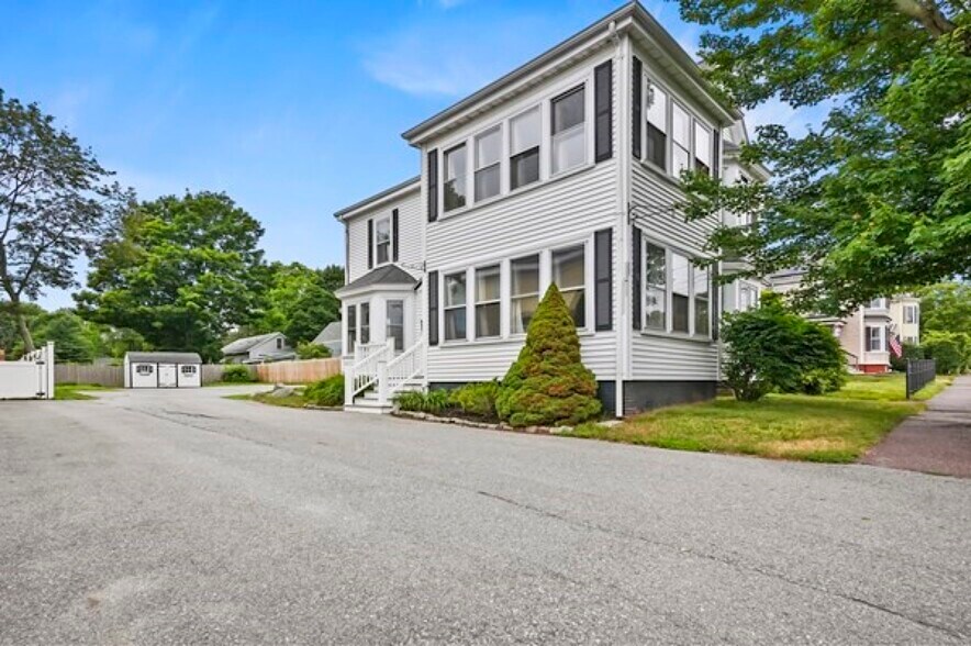 182 State St, Newburyport, MA à vendre - Photo de l’immeuble – Image 3 sur 11