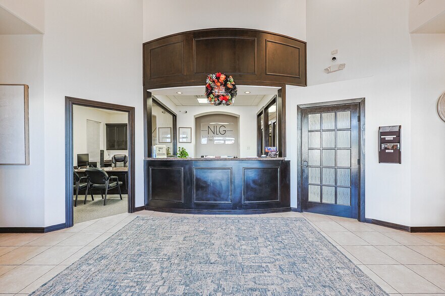 2001 W Nolana Ave, McAllen, TX à louer - Hall d’entrée – Image 2 sur 30