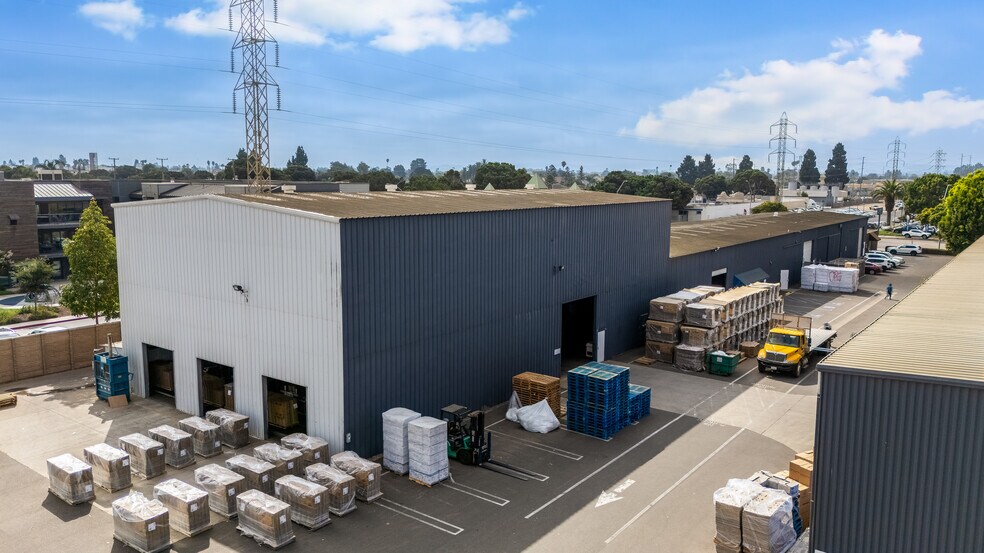 807 W Main St, Santa Maria, CA à vendre - Photo de l’immeuble – Image 2 sur 5