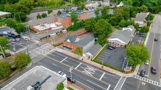 Plus de détails pour 21-23 Indian Head Rd, Kings Park, NY - Bureau/Local commercial à louer