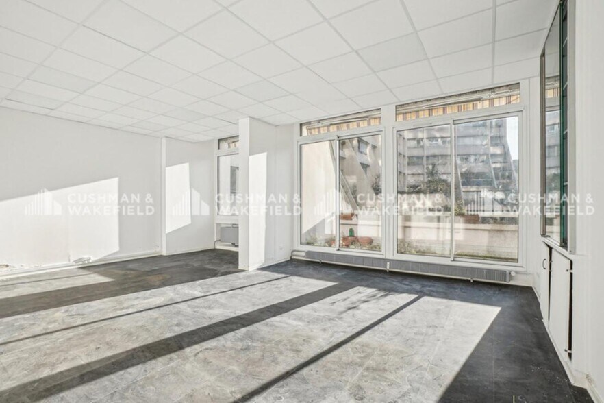 42 Rue De L'Aqueduc, Paris à louer - Photo de l’immeuble – Image 3 sur 16