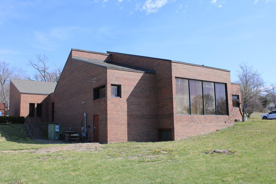 4300 Parvin Rd, Kansas City, MO à vendre - Photo de l’immeuble – Image 3 sur 15