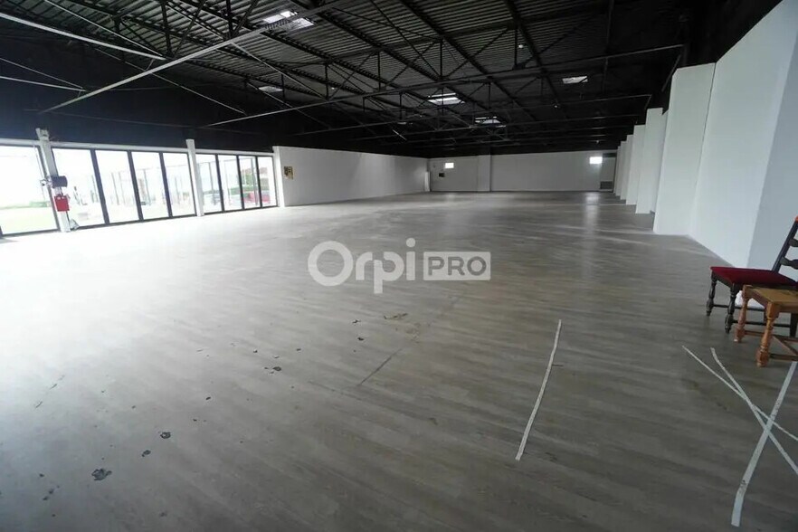 Local commercial dans Marsannay-la-Côte à louer - Photo de l’immeuble – Image 2 sur 4