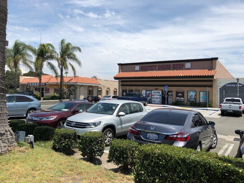 7886 Beach Blvd, Buena Park, CA à louer - Photo de l’immeuble – Image 2 sur 20