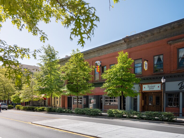 15 W Washington St, Greenville, SC à louer - Photo de l’immeuble – Image 3 sur 19