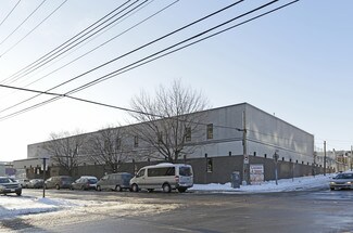 Plus de détails pour 2325 Rue Dandurand, Montréal, QC - Industriel/Logistique à vendre