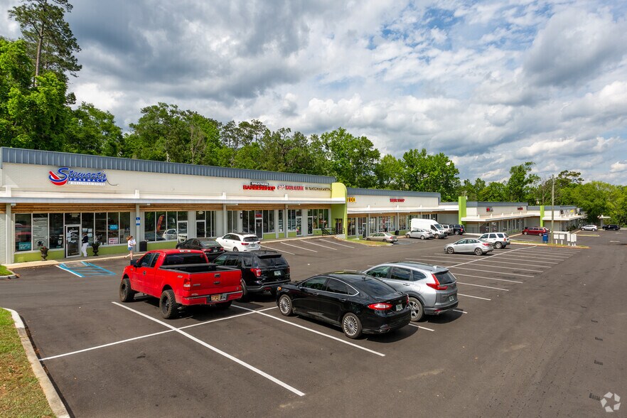 1350 E Tennessee St, Tallahassee, FL à louer - Photo principale – Image 1 sur 9