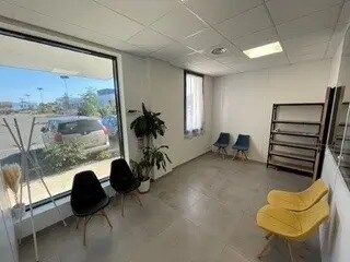 Local commercial dans Eysines à louer - Photo intérieure – Image 3 sur 3