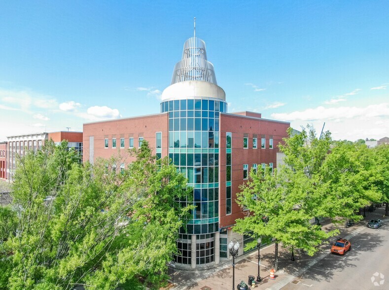 201 Hay St, Fayetteville, NC à louer - Photo principale – Image 1 sur 32