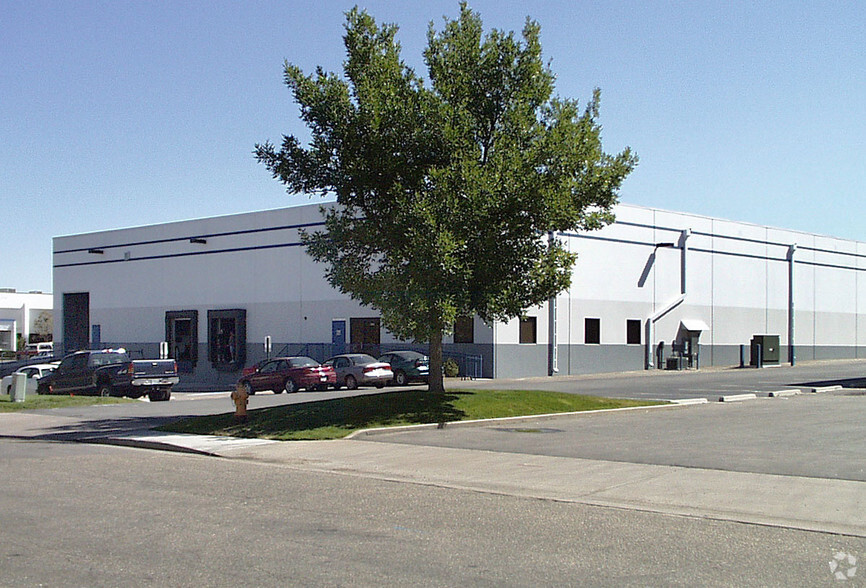 4950 Lima St, Denver, CO à louer - Photo de l’immeuble – Image 2 sur 4